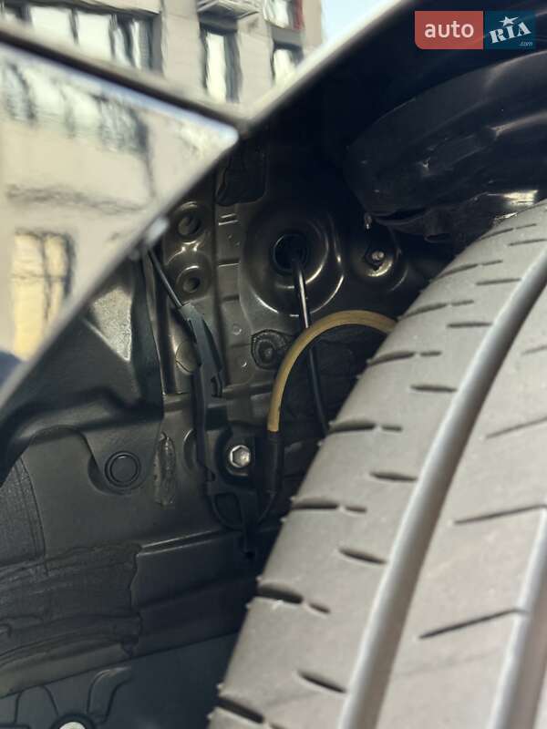 Седан Toyota Camry 2021 в Киеве