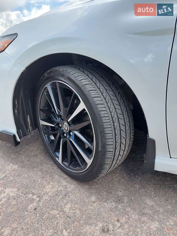 Седан Toyota Camry 2020 в Киеве фото 2 Седан Toyota Camry 2020 в Киеве