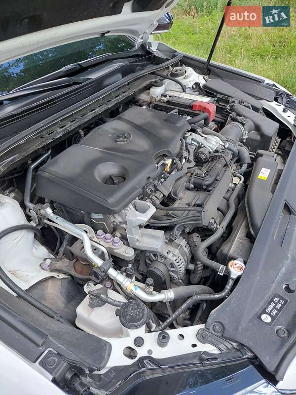 Седан Toyota Camry 2020 в Киеве фото 28 Седан Toyota Camry 2020 в Киеве