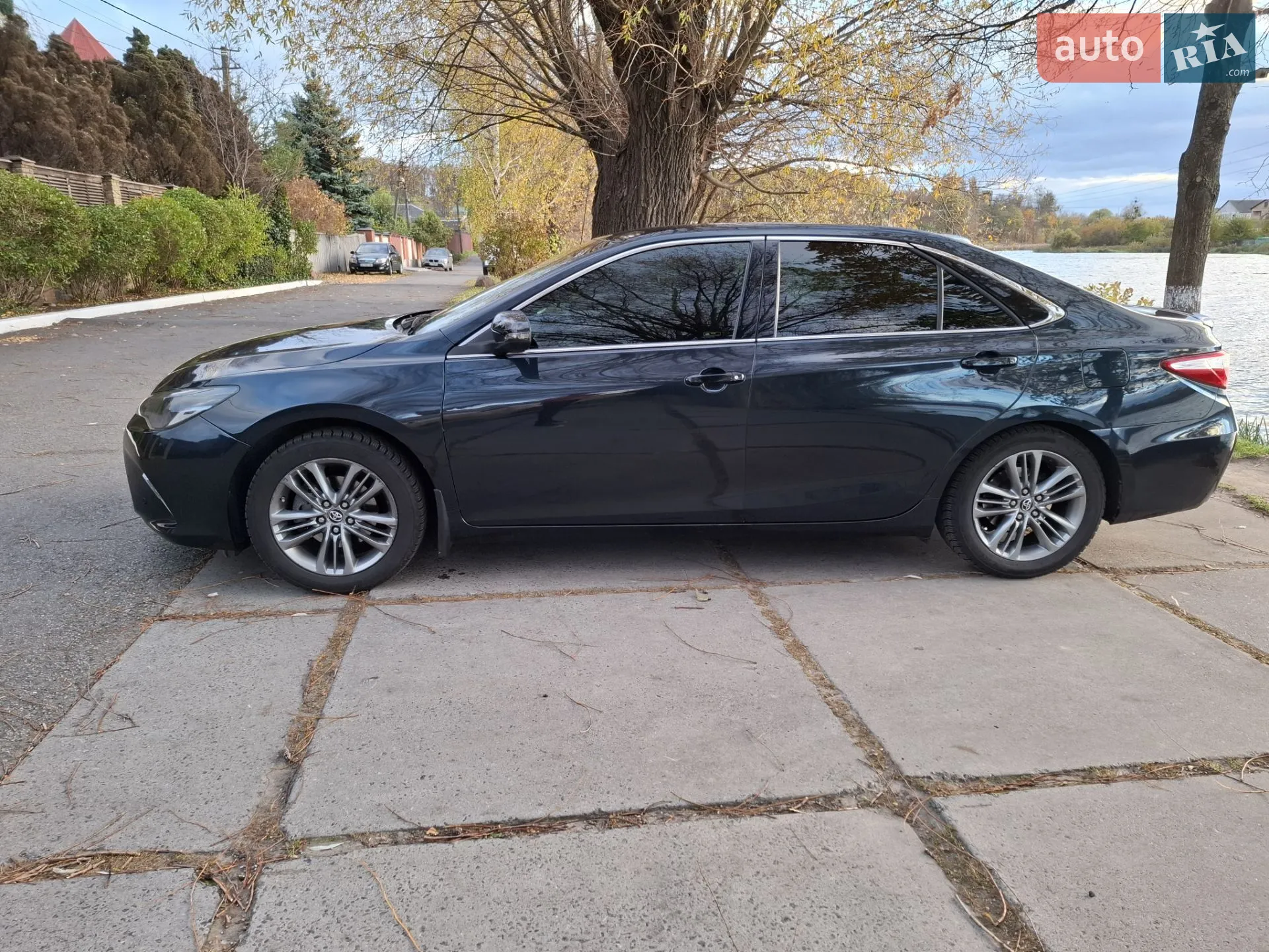2016 Toyota Camry - мініатюра 4
