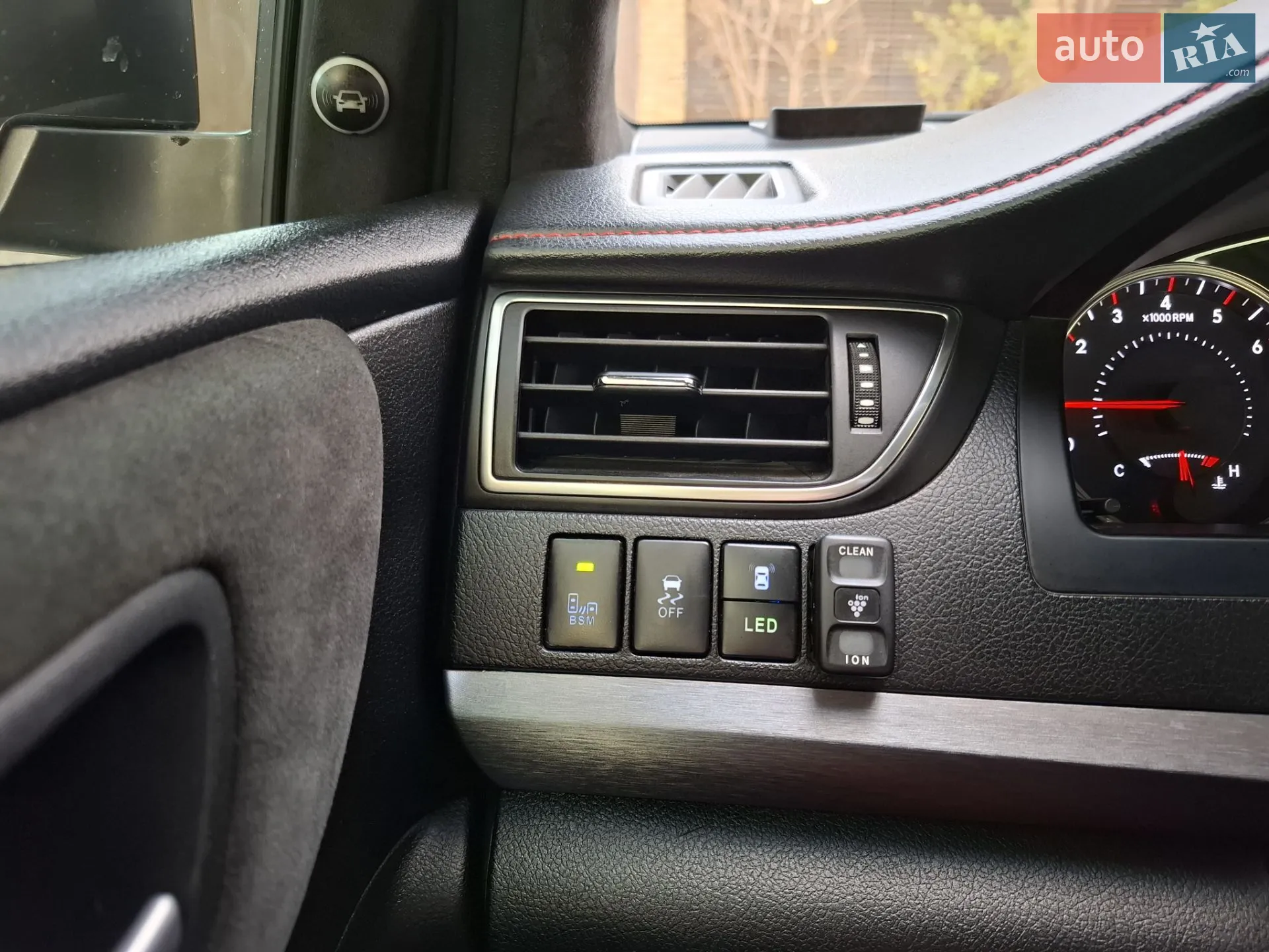 2016 Toyota Camry - мініатюра 11