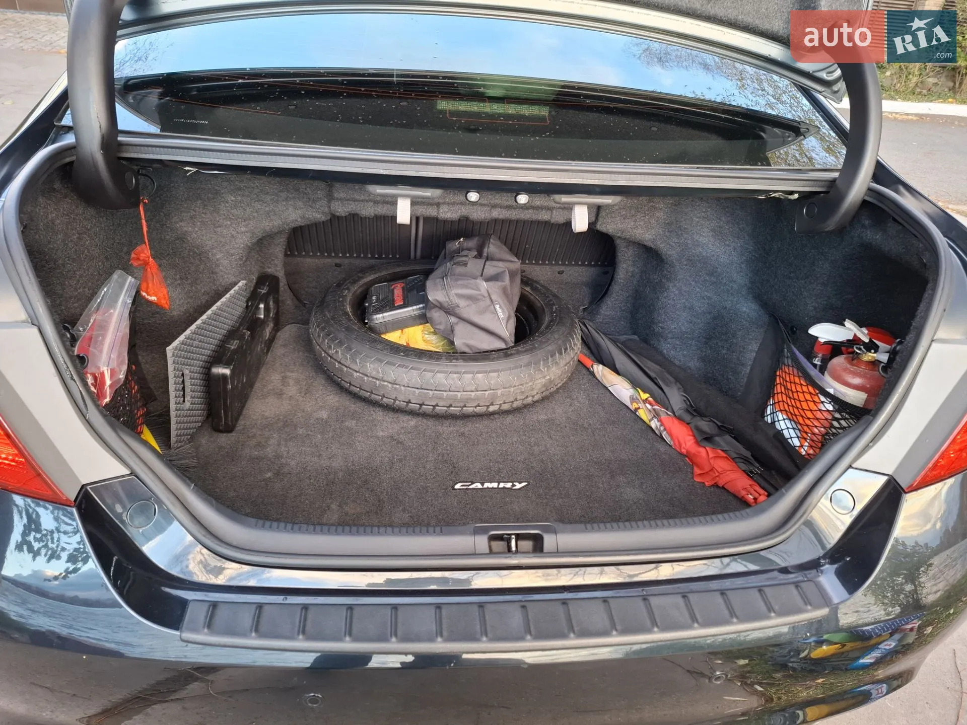 2016 Toyota Camry - мініатюра 18