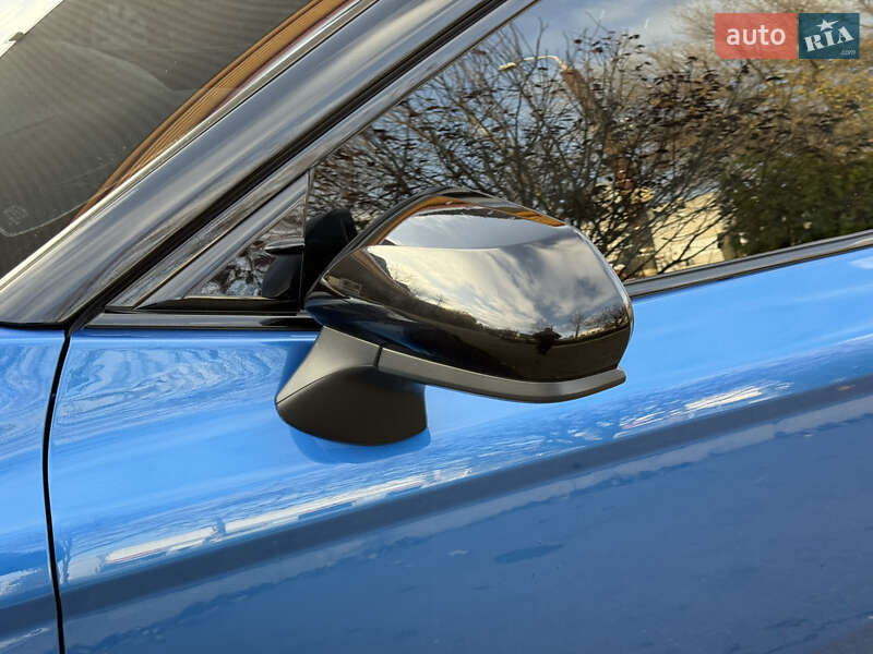 Седан Toyota Camry 2017 в Дніпрі