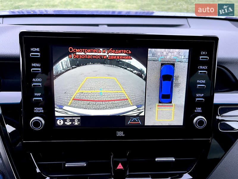 Седан Toyota Camry 2021 в Киеве