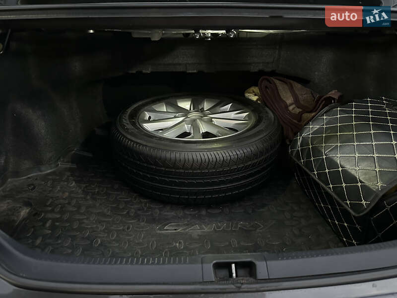 Седан Toyota Camry 2012 в Києві фото 14 Седан Toyota Camry 2012 в Києві