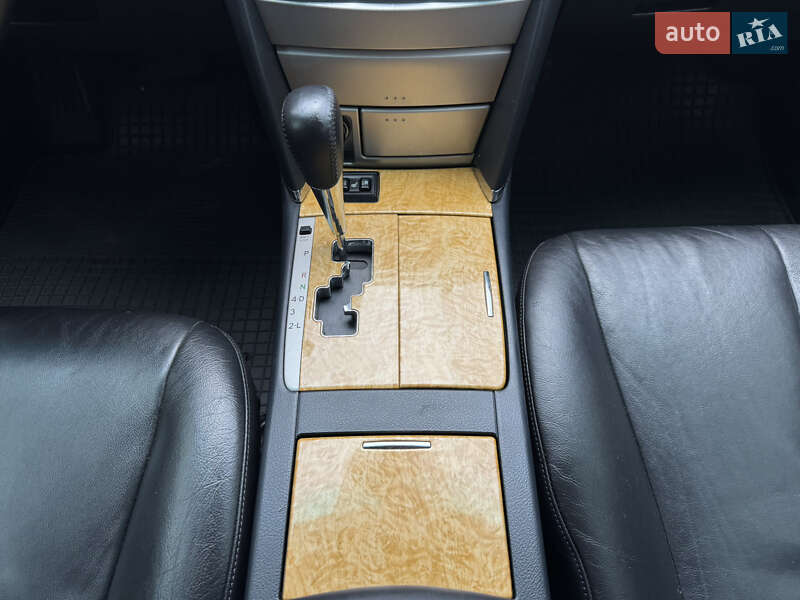 Седан Toyota Camry 2007 в Днепре