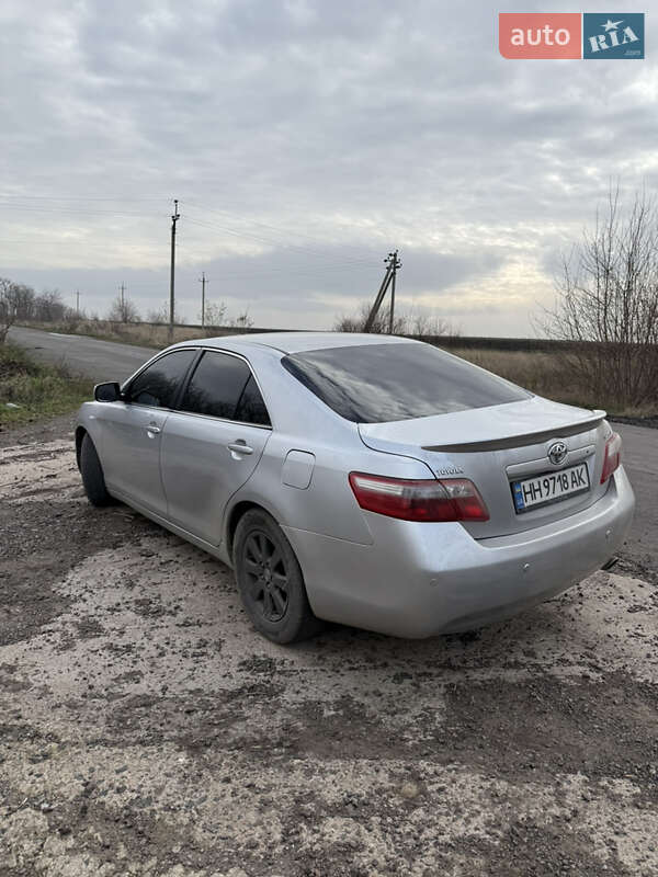Седан Toyota Camry 2007 в Кривом Озере