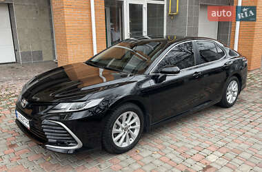 Седан Toyota Camry 2021 в Києві