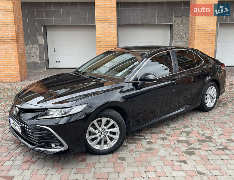 Седан Toyota Camry 2021 в Киеве фото 17 Седан Toyota Camry 2021 в Киеве