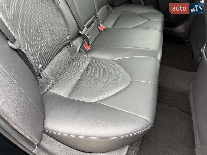 Седан Toyota Camry 2021 в Кропивницькому