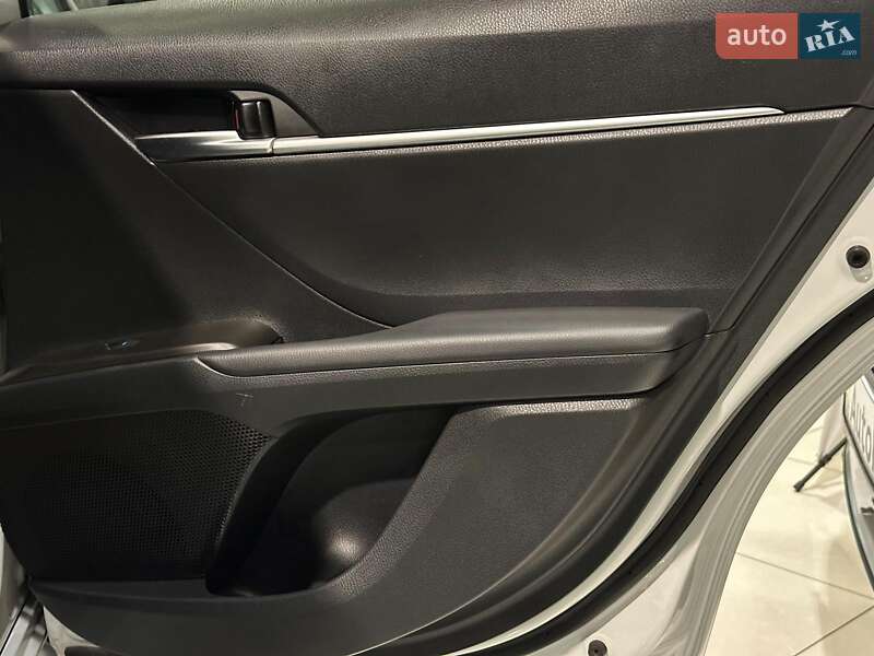 Седан Toyota Camry 2022 в Одессе фото 21 Седан Toyota Camry 2022 в Одессе