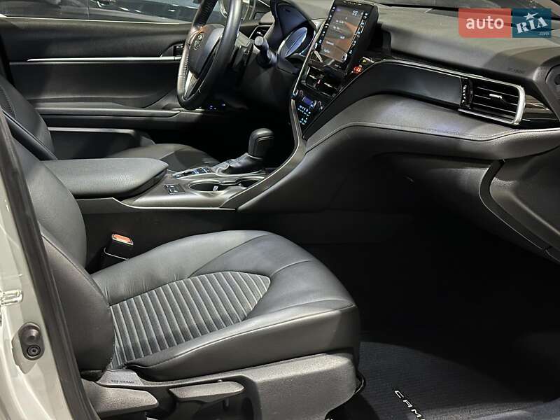 Седан Toyota Camry 2022 в Одессе фото 25 Седан Toyota Camry 2022 в Одессе