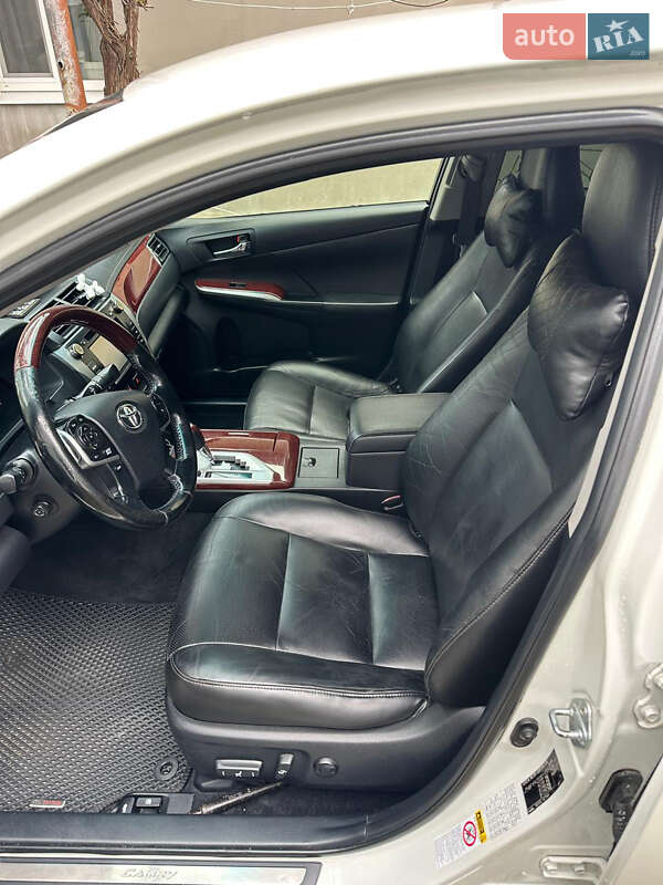 Седан Toyota Camry 2012 в Кропивницком фото 8 Седан Toyota Camry 2012 в Кропивницком