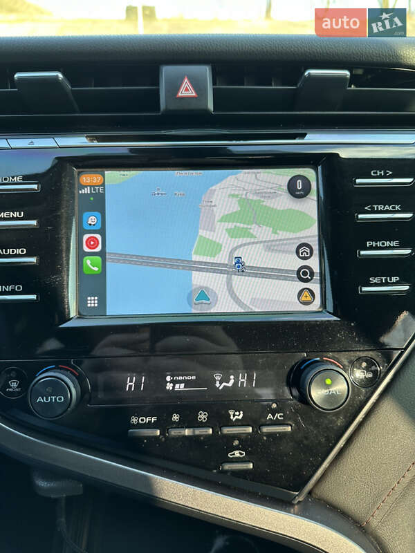 Седан Toyota Camry 2020 в Киеве