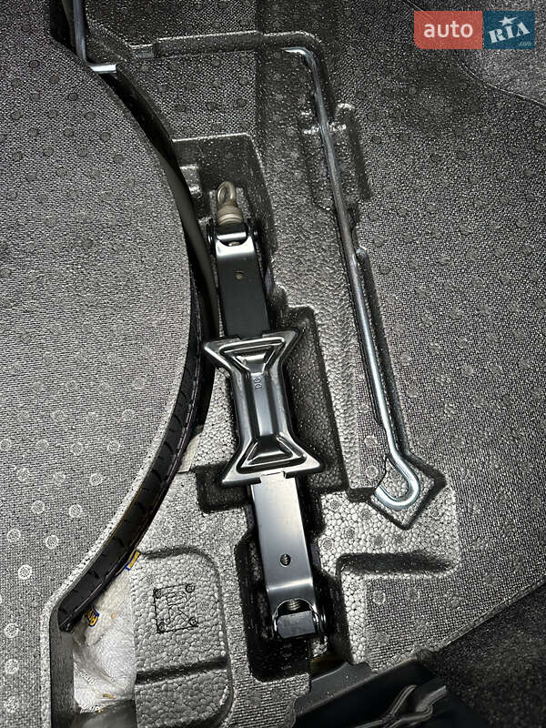 Седан Toyota Camry 2013 в Волочиске фото 32 Седан Toyota Camry 2013 в Волочиске