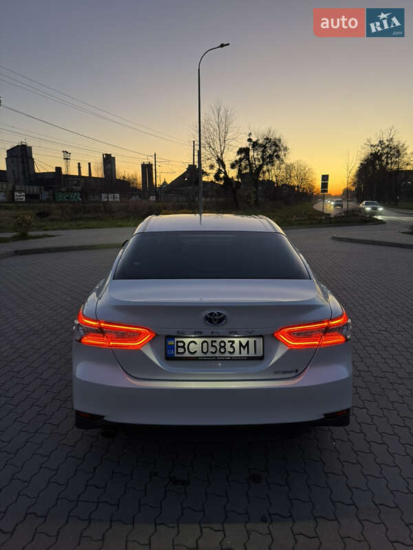 Седан Toyota Camry 2019 в Львове фото 29 Седан Toyota Camry 2019 в Львове