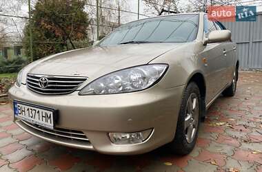 Седан Toyota Camry 2004 в Одессе