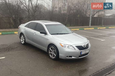 Седан Toyota Camry 2006 в Києві
