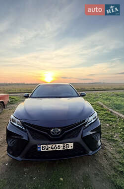 Седан Toyota Camry 2017 в Одессе