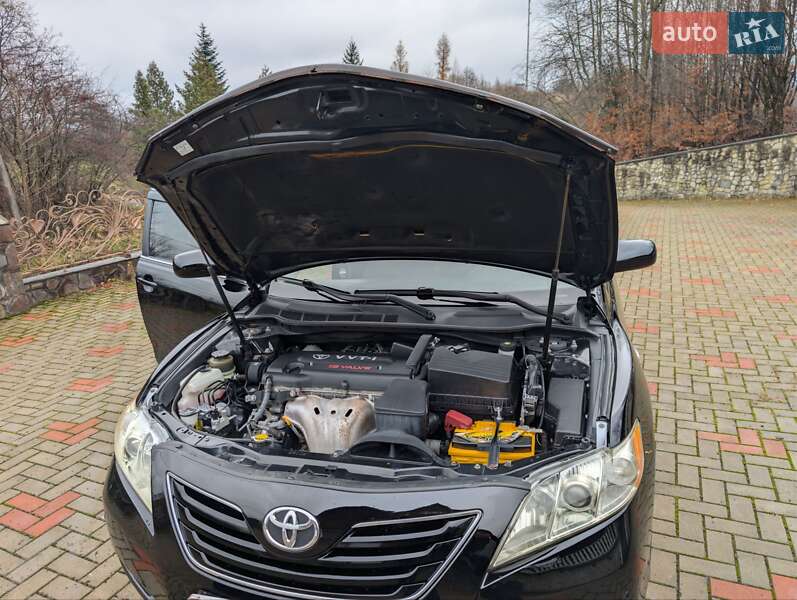 Седан Toyota Camry 2008 в Ивано-Франковске