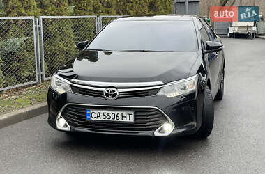 Седан Toyota Camry 2014 в Смеле