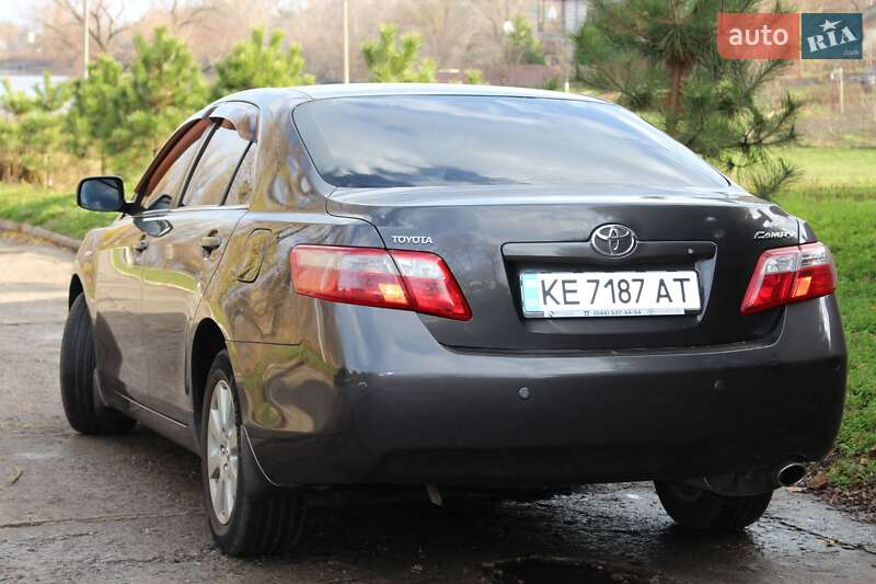 Седан Toyota Camry 2008 в Верхнеднепровске