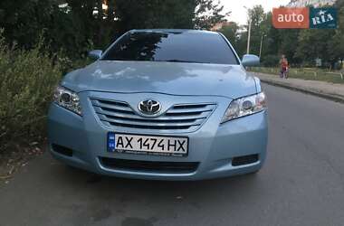 Седан Toyota Camry 2007 в Киеве