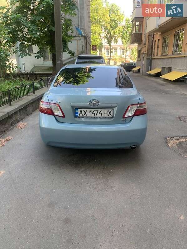 Седан Toyota Camry 2007 в Киеве