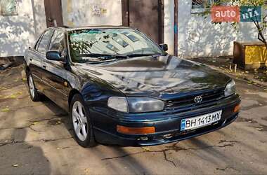 Седан Toyota Camry 1994 в Одесі