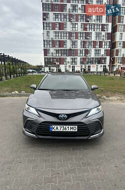 Седан Toyota Camry 2021 в Житомире