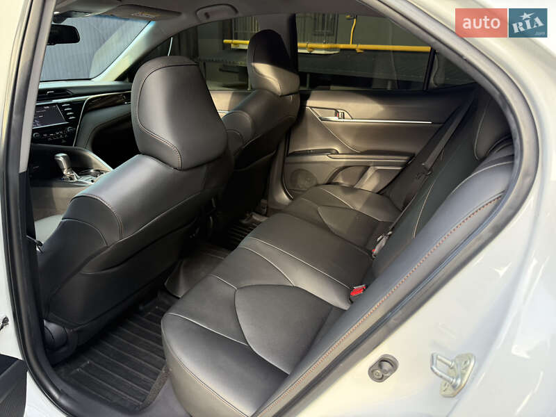 Седан Toyota Camry 2018 в Виннице фото 13 Седан Toyota Camry 2018 в Виннице