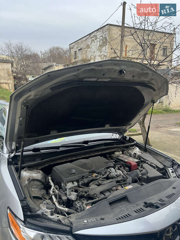 Седан Toyota Camry 2017 в Южноукраїнську