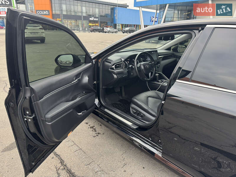 Седан Toyota Camry 2021 в Києві фото 12 Седан Toyota Camry 2021 в Києві