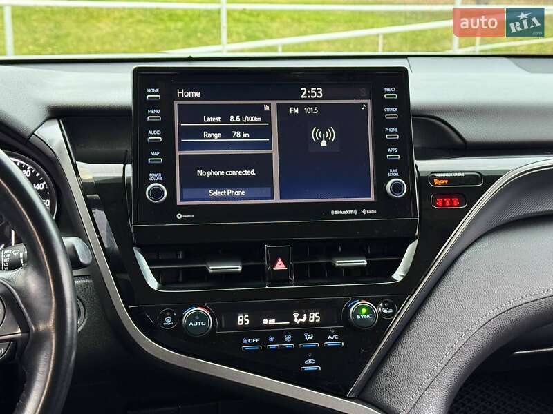 Седан Toyota Camry 2020 в Киеве