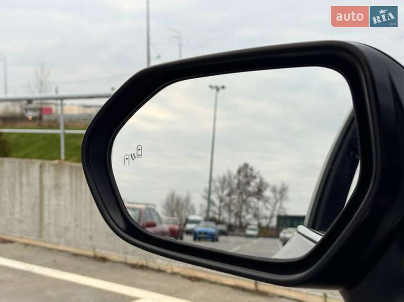 Седан Toyota Camry 2020 в Киеве