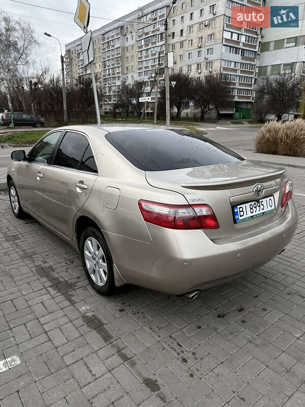 Седан Toyota Camry 2007 в Черкассах