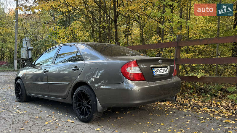 Седан Toyota Camry 2003 в Одессе