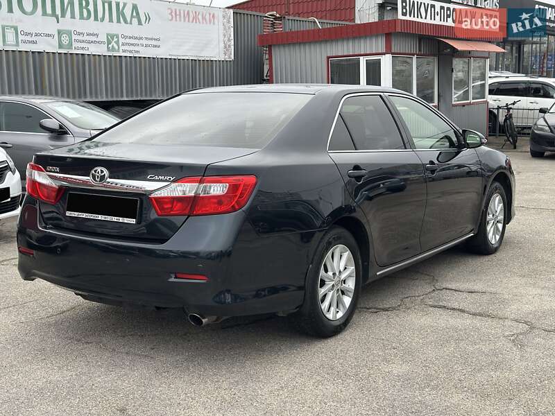 Седан Toyota Camry 2013 в Запорожье фото 5 Седан Toyota Camry 2013 в Запорожье