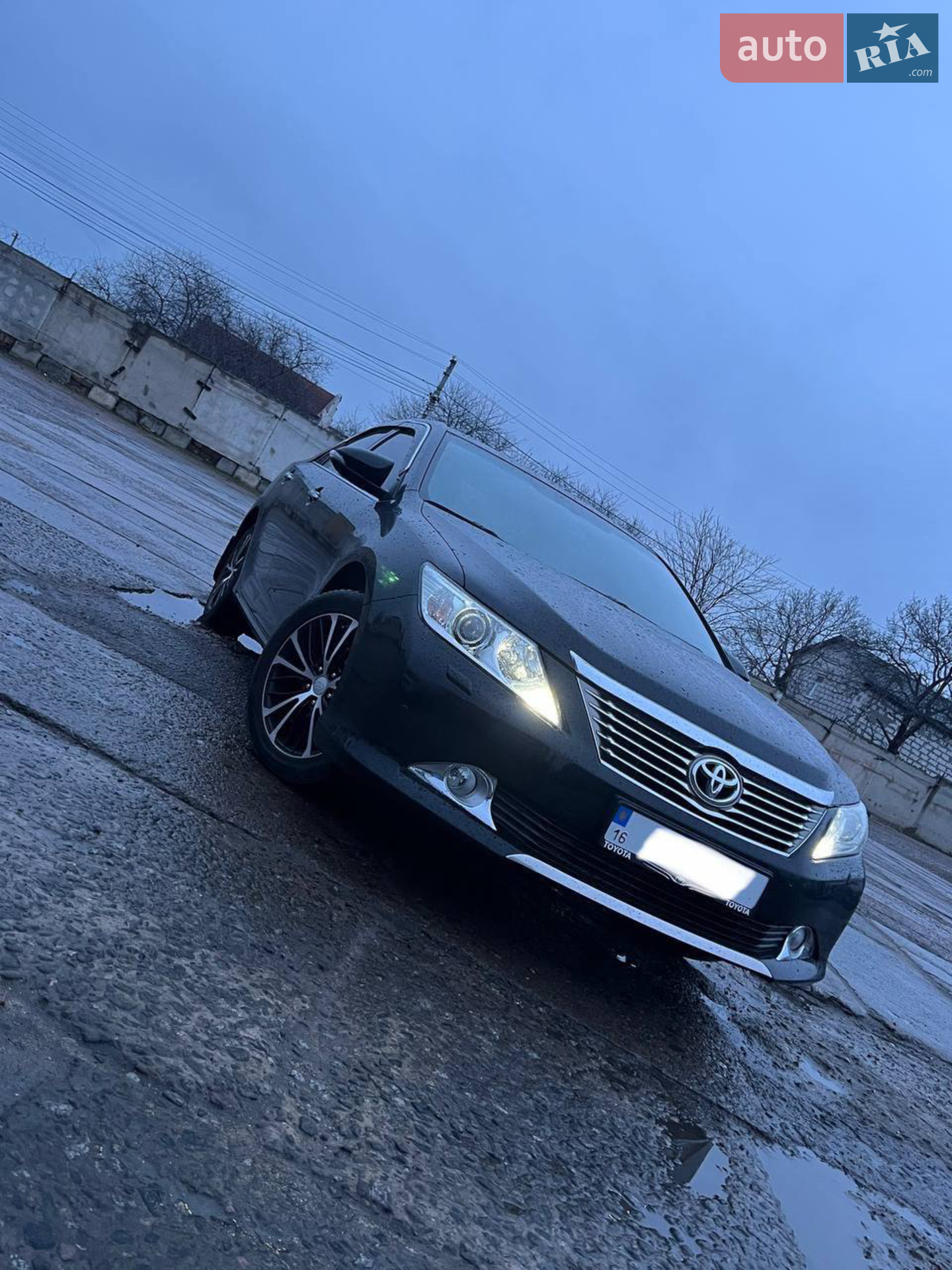 2013 Toyota Camry - мініатюра 3