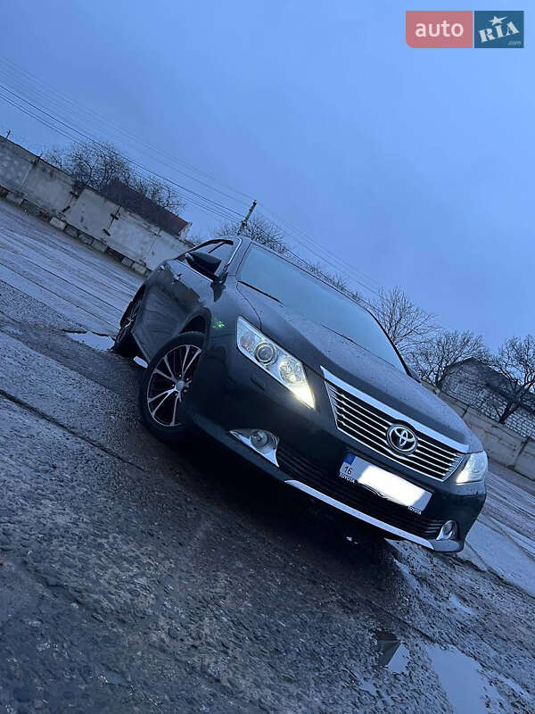 Седан Toyota Camry 2013 в Одессе