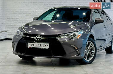Седан Toyota Camry 2016 в Одесі