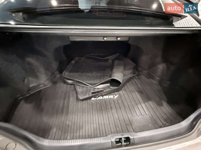 Седан Toyota Camry 2016 в Одессе