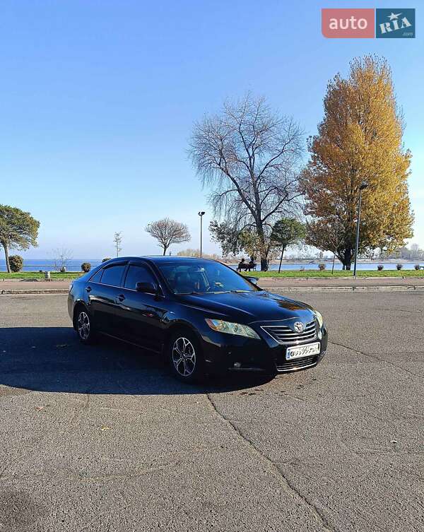 Седан Toyota Camry 2007 в Черкассах