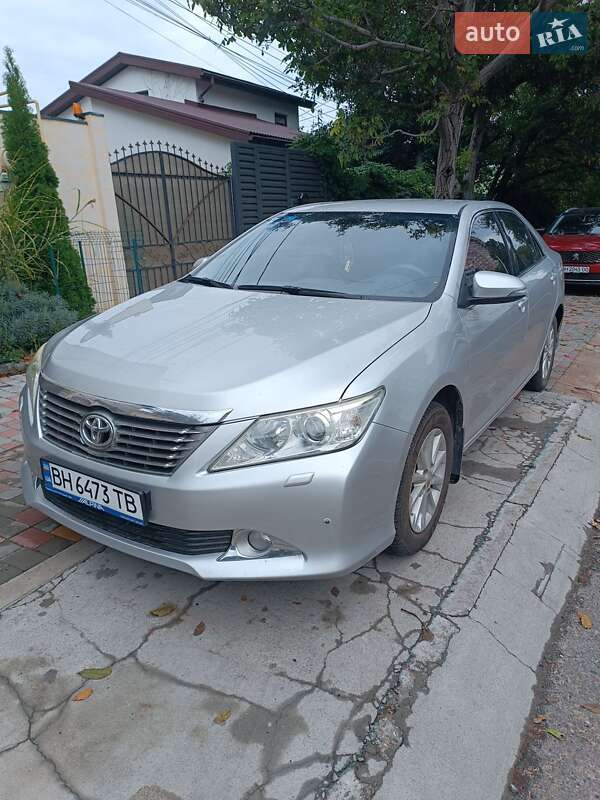 Седан Toyota Camry 2012 в Одессе