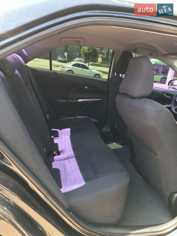 Седан Toyota Camry 2013 в Житомирі