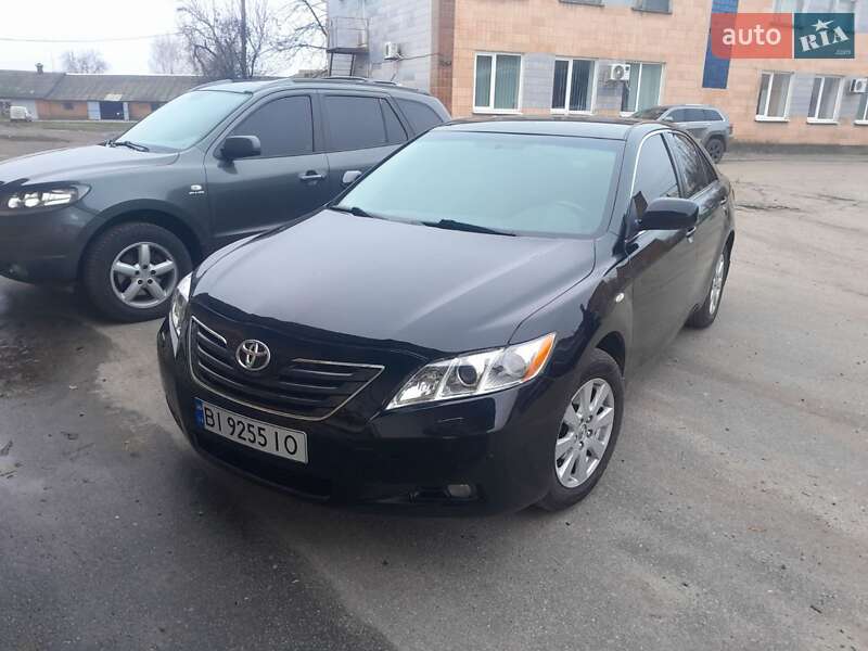 Седан Toyota Camry 2006 в Лубнах