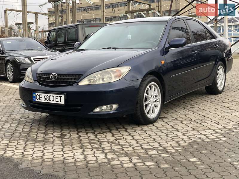 Седан Toyota Camry 2005 в Черновцах