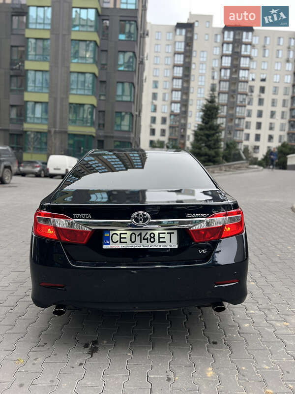 Седан Toyota Camry 2011 в Киеве