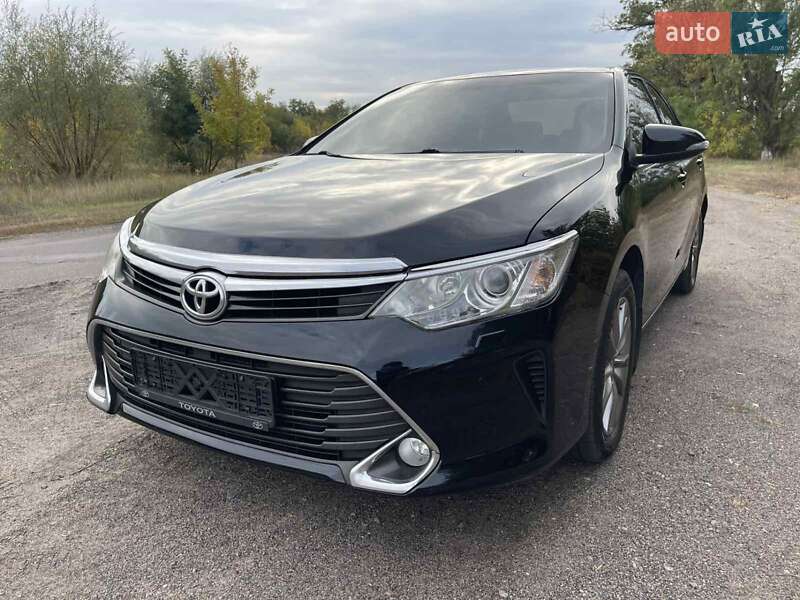 Седан Toyota Camry 2014 в Черкассах