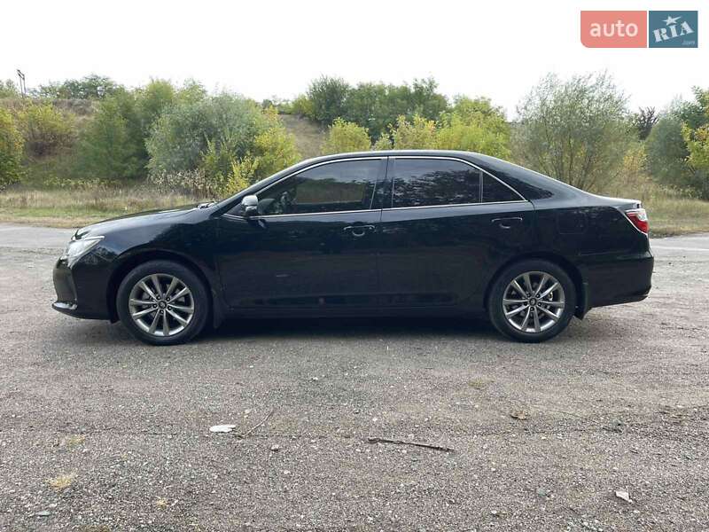 Седан Toyota Camry 2014 в Черкассах